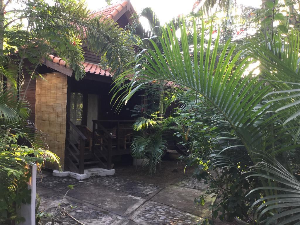 Oceane Paradise Bungalow Gili Trawangan Exteriör bild